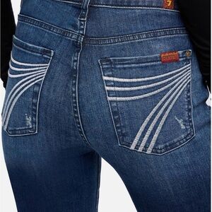 Size27 Seven for all Mankind Med Wash Jeans Sig Embroidered Pocket Women’s Denim